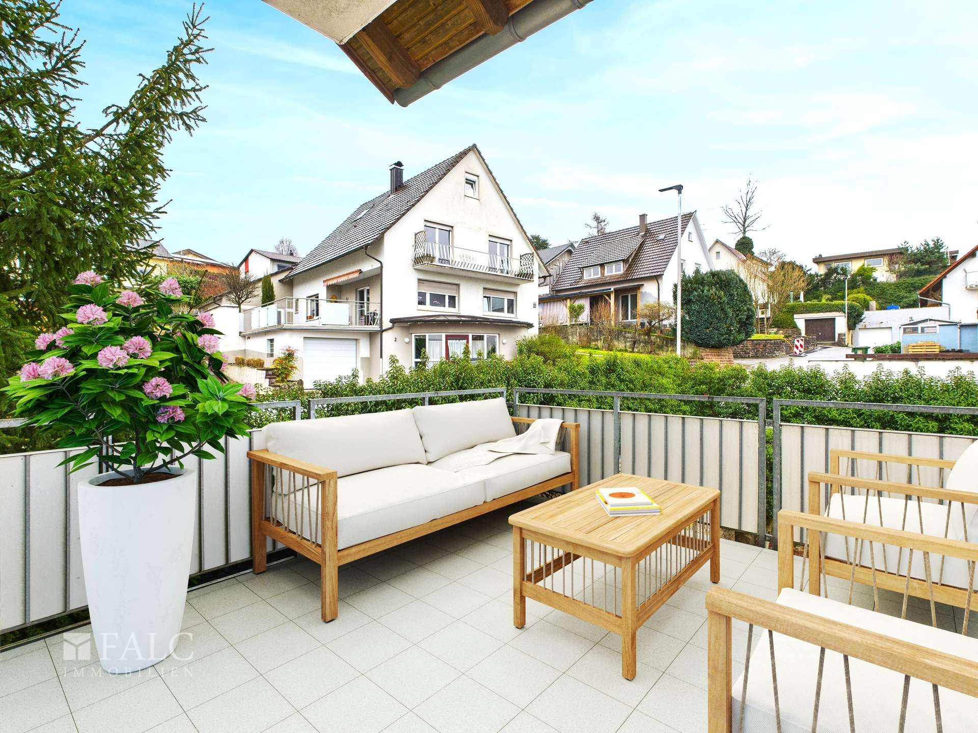 großer Balkon so könnte es aussehen